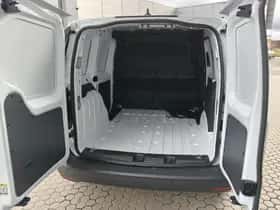 Ford Transit Connect (2024) thumbnail 10