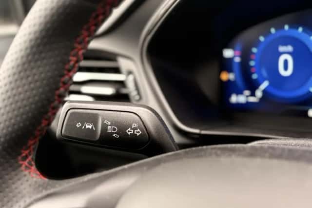Ford Focus (2022) thumbnail 18