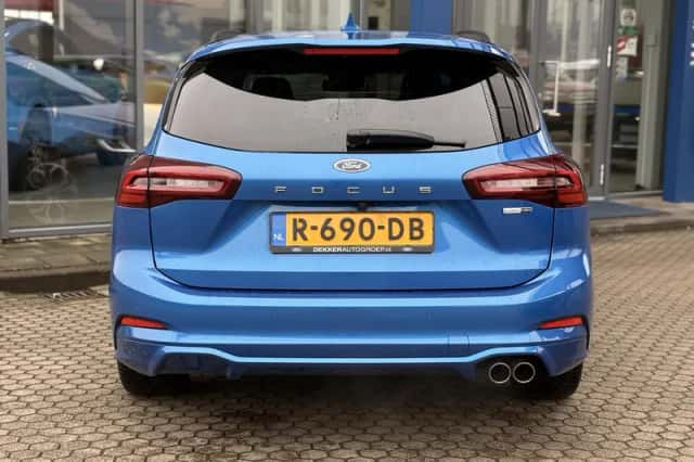 Ford Focus (2022) thumbnail 8