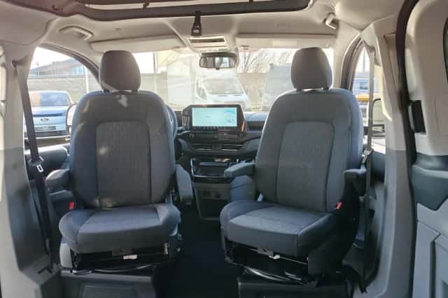 Ford Tourneo Custom (2026) thumbnail 17