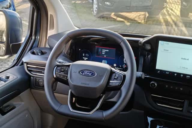 Ford Tourneo Custom (2026) thumbnail 40