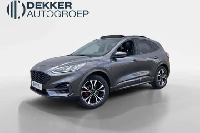 Ford Kuga (2023) thumbnail 1