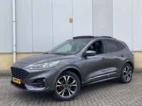 Ford Kuga (2023) thumbnail 2