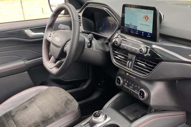 Ford Kuga (2023) thumbnail 28