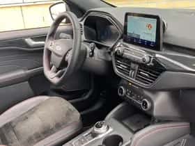Ford Kuga (2023) thumbnail 28