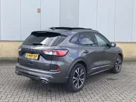 Ford Kuga (2023) thumbnail 5