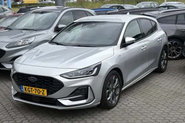 Ford Focus (2023) thumbnail 6