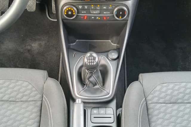 Ford Fiesta (2023) thumbnail 18