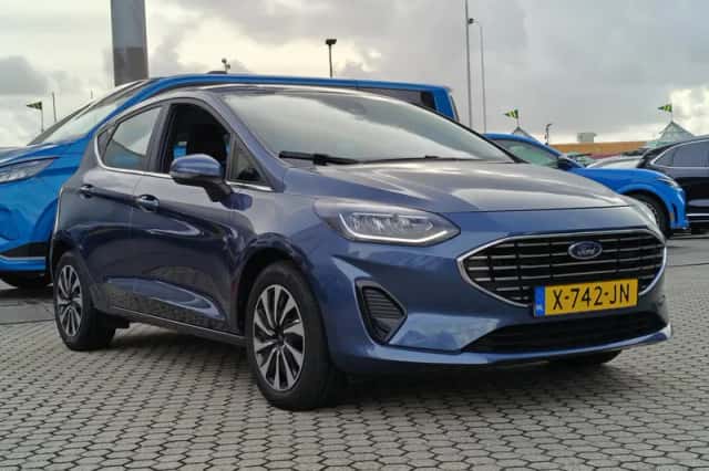 Ford Fiesta (2023) thumbnail 4