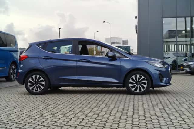 Ford Fiesta (2023) thumbnail 5