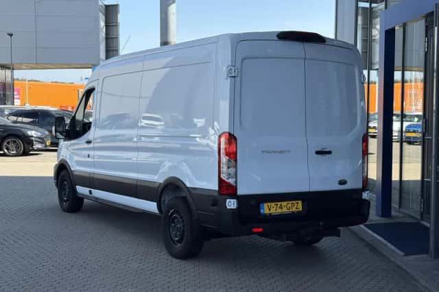 Ford Transit (2024) thumbnail 6