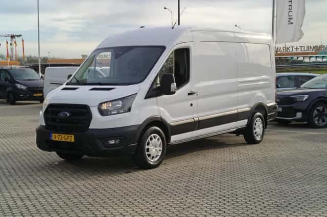Ford Transit (2024) thumbnail 2