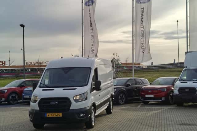 Ford Transit (2024) thumbnail 3