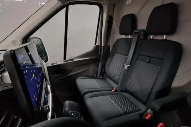 Ford Transit (2024) thumbnail 28