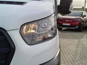Ford Transit (2024) thumbnail 4