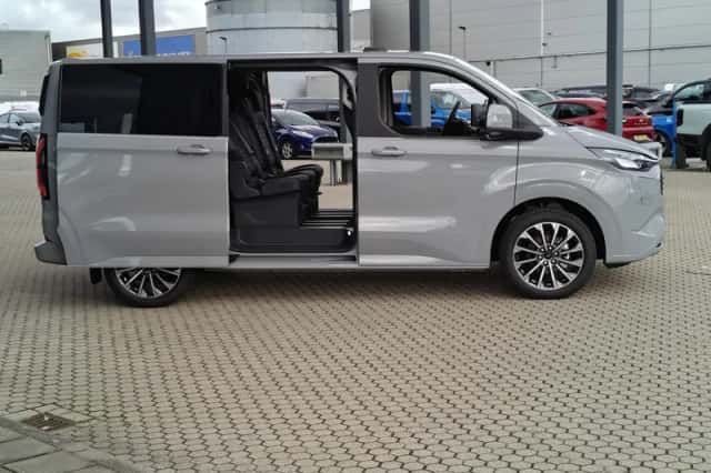 Ford Tourneo Custom (2026) thumbnail 13