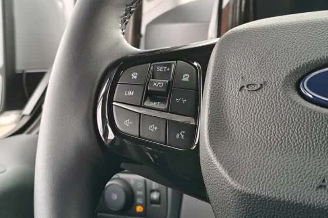 Ford Tourneo Custom (2026) thumbnail 17