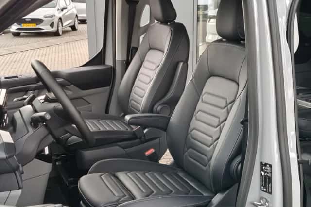 Ford Tourneo Custom (2026) thumbnail 23