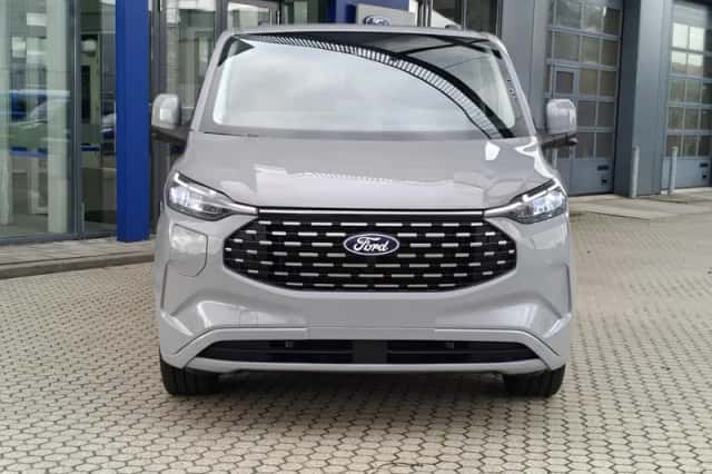 Ford Tourneo Custom (2026) thumbnail 5