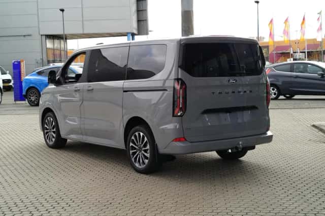 Ford Tourneo Custom (2026) thumbnail 6