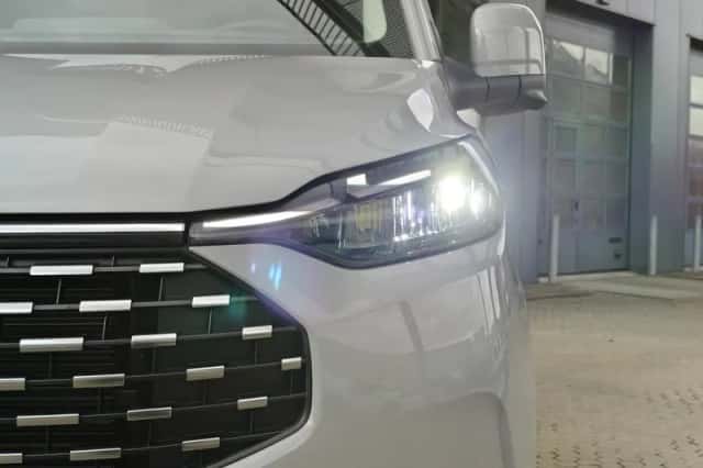 Ford Tourneo Custom (2026) thumbnail 8