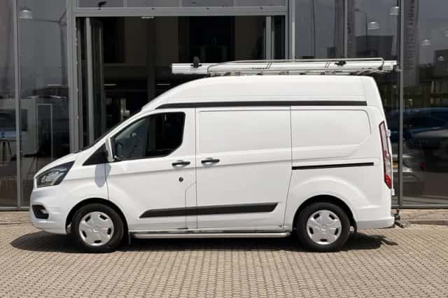 Ford Transit Custom (2021) thumbnail 3