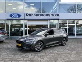 Ford Focus (2023) thumbnail 2