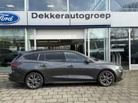 Ford Focus (2023) thumbnail 6