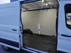 Ford Transit (2024) thumbnail 24