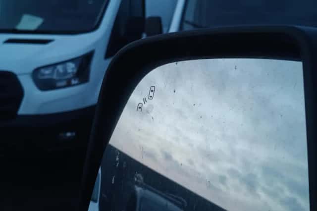Ford Transit (2024) thumbnail 4