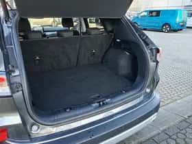 Ford Kuga (2020) thumbnail 30
