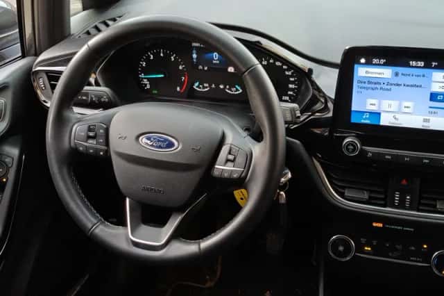 Ford Fiesta (2024) thumbnail 3
