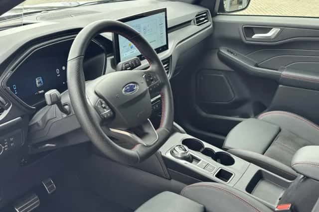 Ford Kuga (2025) thumbnail 14