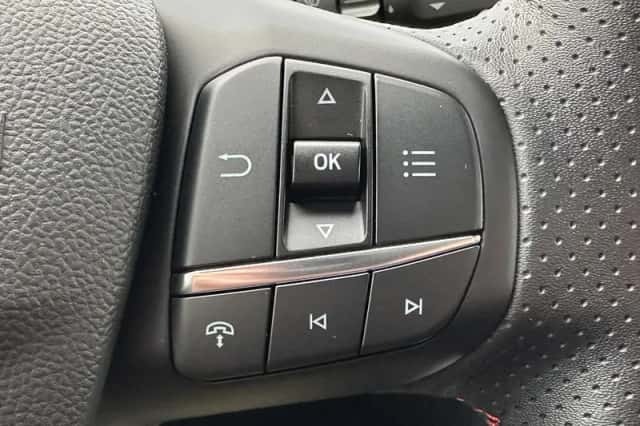 Ford Kuga (2025) thumbnail 19