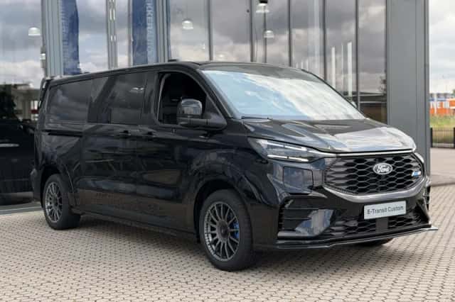Ford E-Transit Custom (2026) thumbnail 4