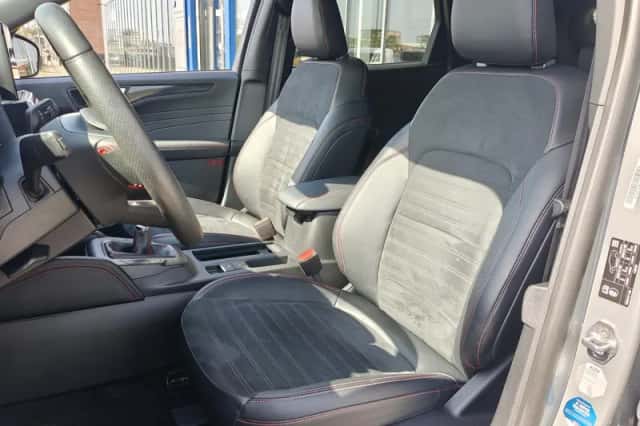 Ford Kuga (2021) thumbnail 16