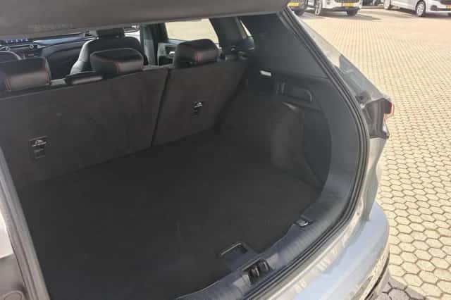 Ford Kuga (2021) thumbnail 18