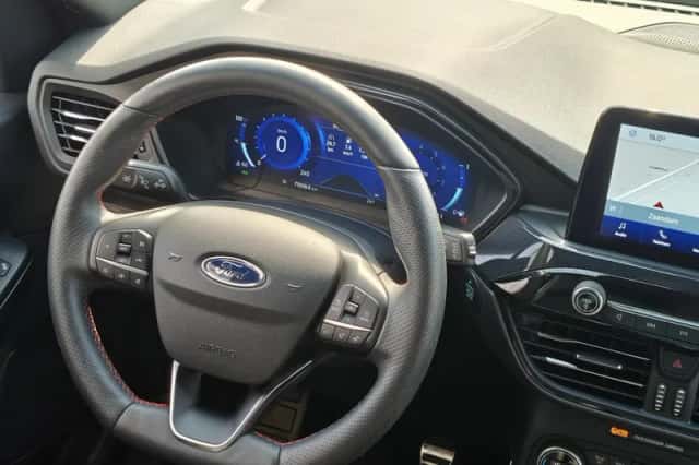 Ford Kuga (2021) thumbnail 22