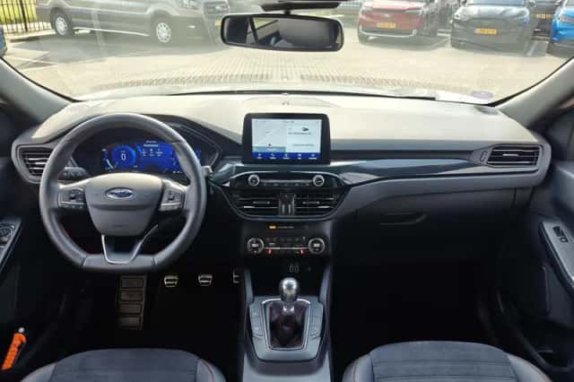 Ford Kuga (2021) thumbnail 23