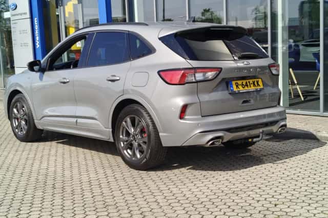 Ford Kuga (2021) thumbnail 6
