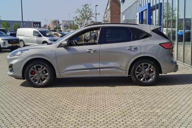 Ford Kuga (2021) thumbnail 7