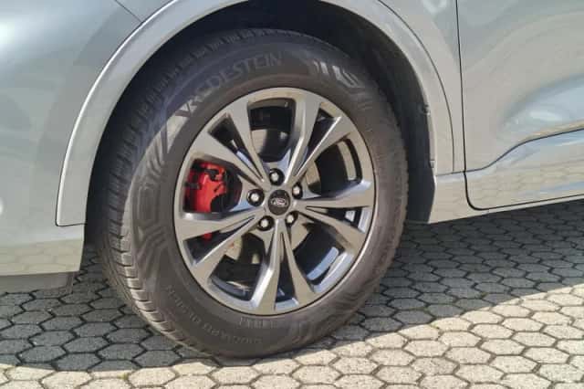 Ford Kuga (2021) thumbnail 8