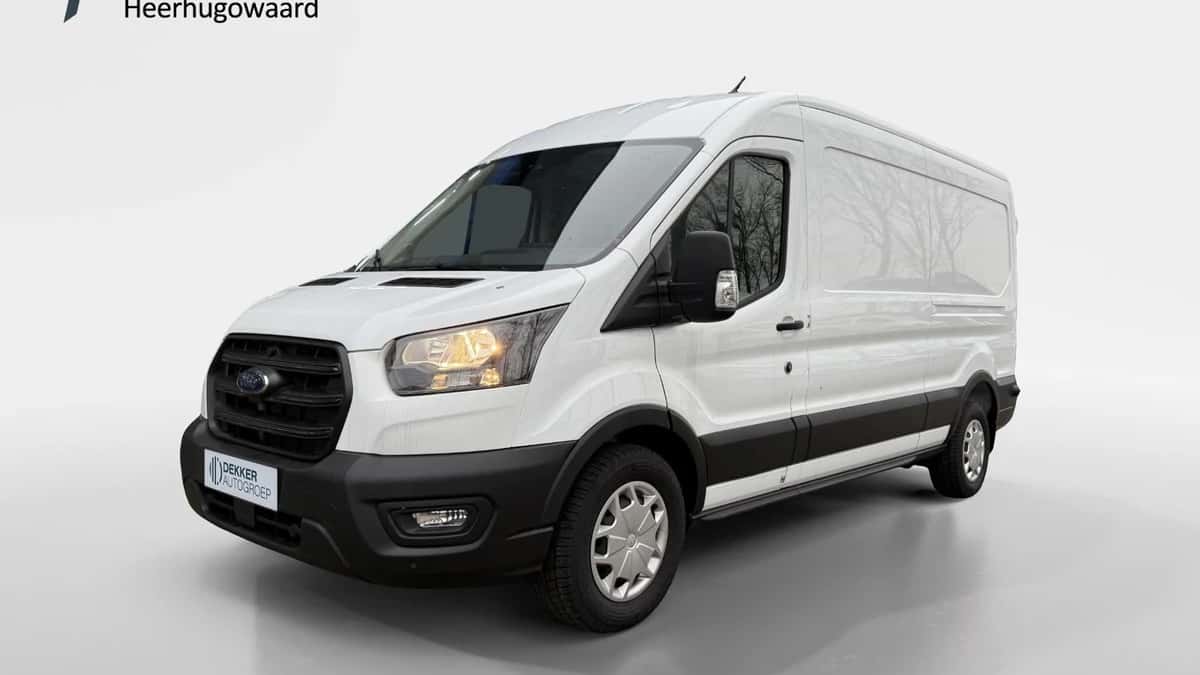 Ford Transit (2024) — foto 1