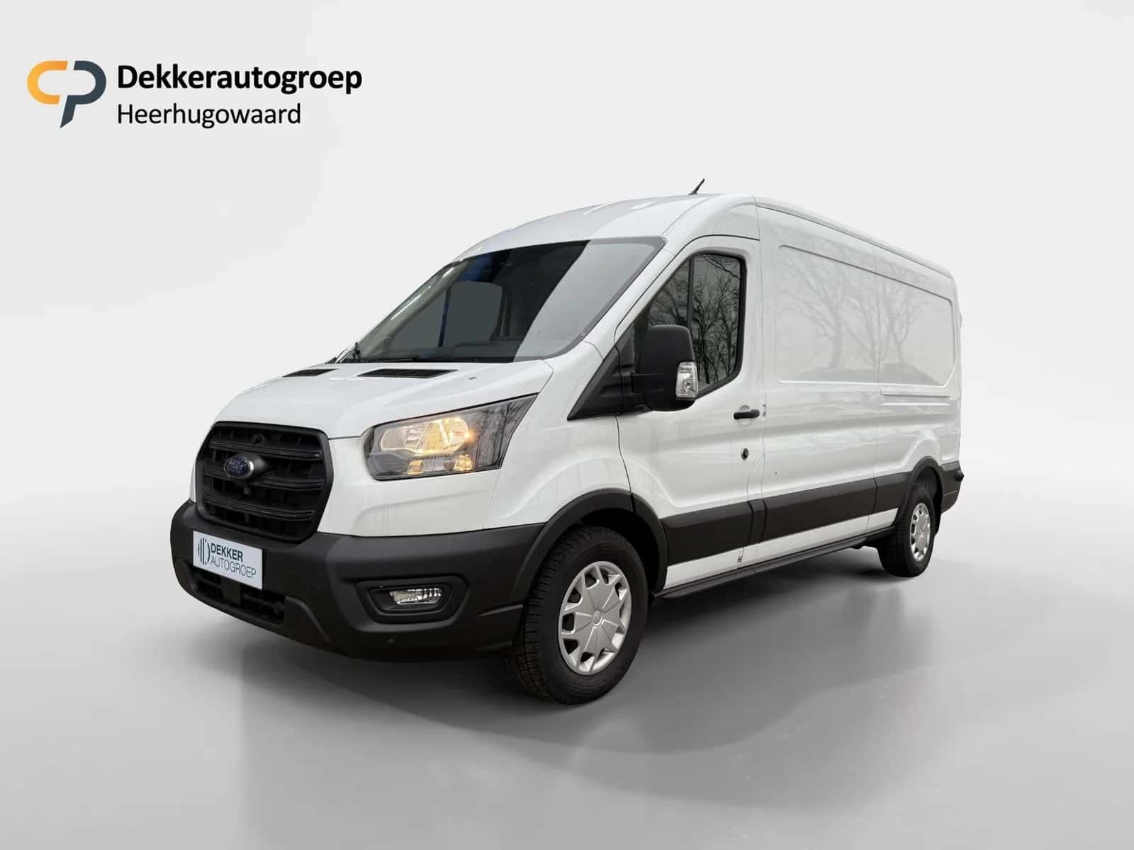 Ford Transit (2024) — foto 1