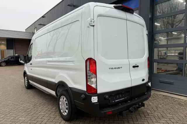 Ford Transit (2024) thumbnail 5