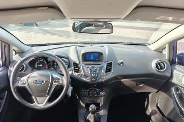 Ford Fiesta (2016) thumbnail 11
