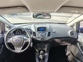Ford Fiesta (2016) thumbnail 11