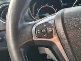 Ford Fiesta (2016) thumbnail 15