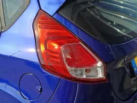 Ford Fiesta (2016) thumbnail 3