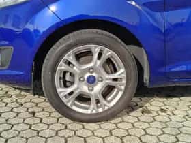 Ford Fiesta (2016) thumbnail 10